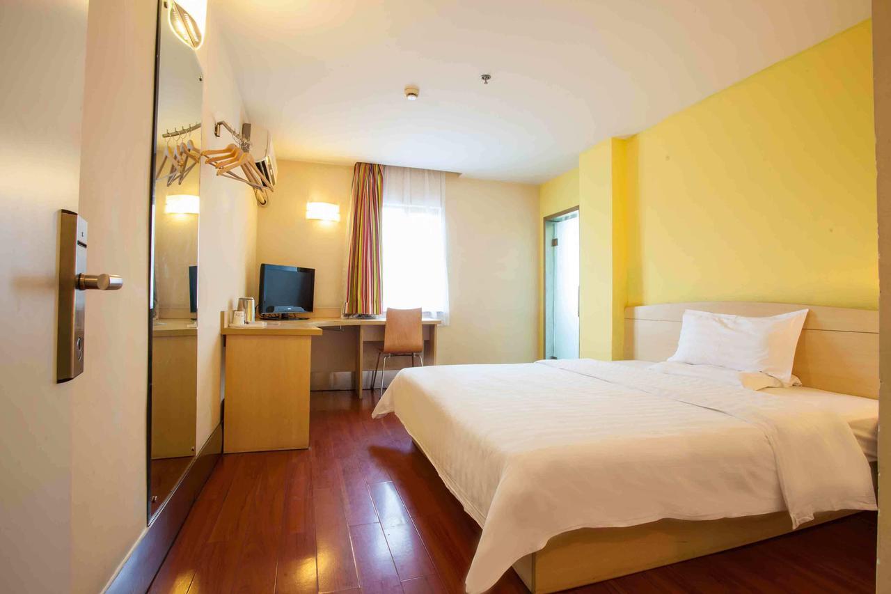 365 Hotel Haimen Room photo